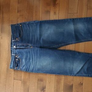 LEVI'S Wedgie Icon Jeans Size 29
